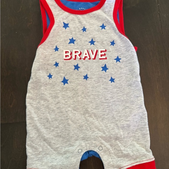 Cat & Jack Gray and Red Jumpsuit with Star Accents - Picture 3 of 3